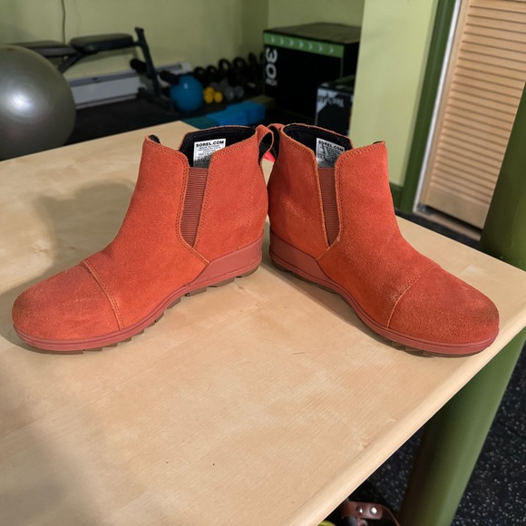 Sorel Heeled Bootie - Picture 6 of 6